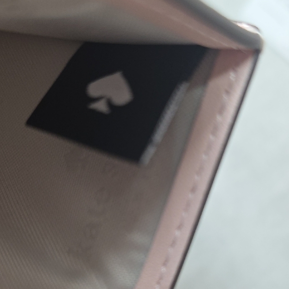 Kate Spade Metallic Card Holder NWT - Picture 7 of 7